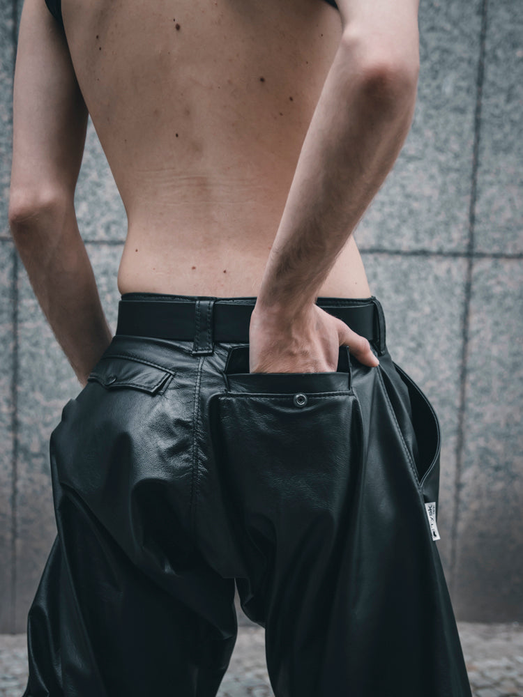 Lederhose Japan