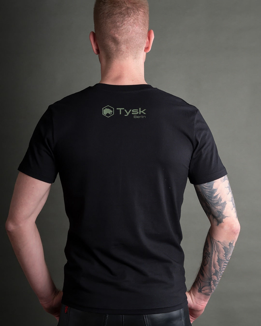 T-Shirt mit großem Tysk-Logo