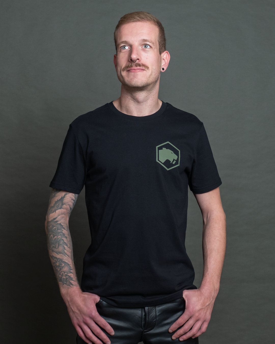 T-Shirt mit kleinem Tysk-Logo