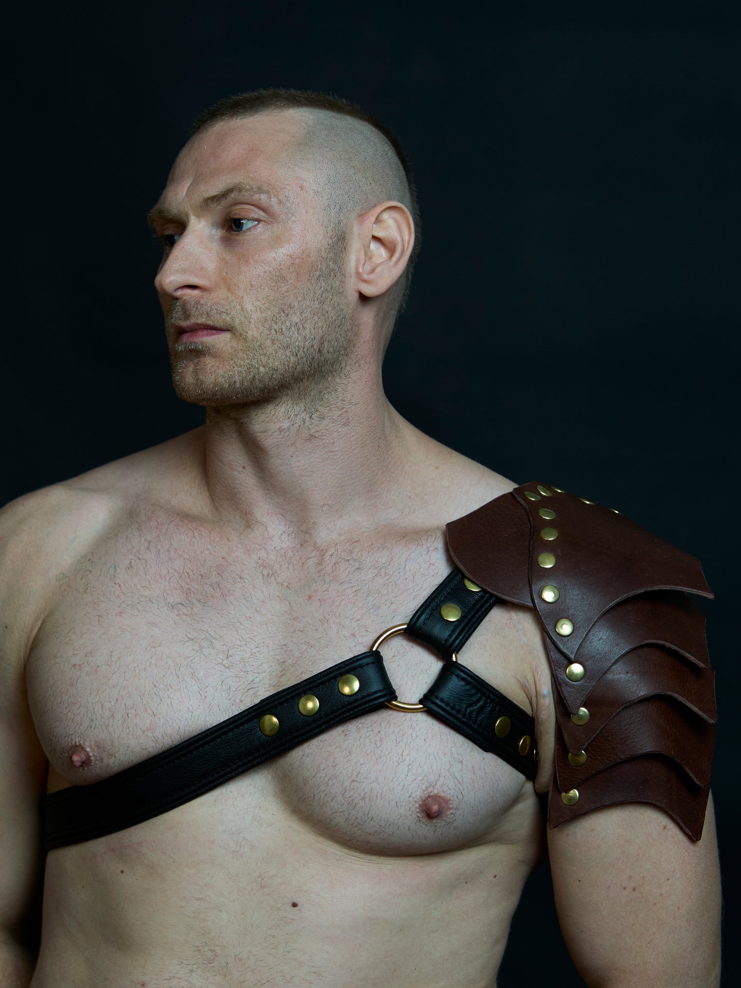 Antik Gladiatorharness mit Schulterpanzer